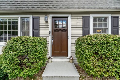 11 Shaw Cir, Nashua, NH 03062 - photo 2