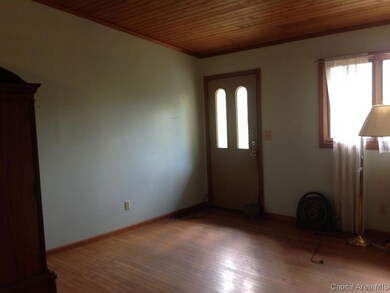 2077 Heitz Rd, Jacksonville, IL 62650 - photo 7