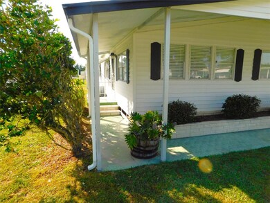 5421 Powhattan St, Zephyrhills, FL 33542 - photo 6