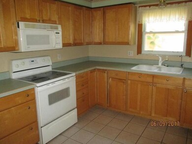 6115 Karl Rd, Columbus, OH 43229 - photo 4