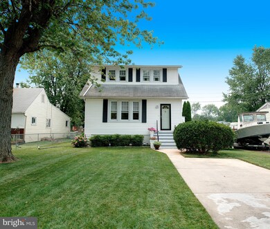 2124 Lodge Forest Dr, Sparrows Point, MD 21219 - photo 2