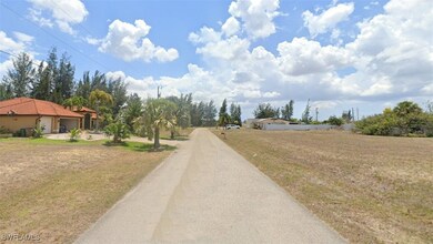 919 NE 1st Ave, Cape Coral, FL 33909 - photo 4