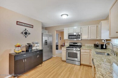 15 Higgins Ct, Howell, NJ 07731 - photo 3