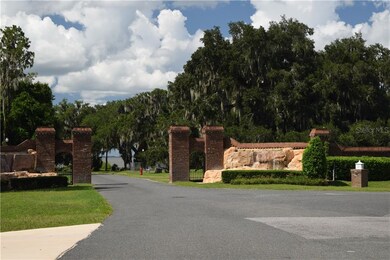 Beautiful entryway!