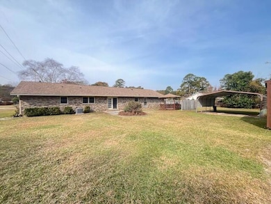 879 Twin Lakes Dr, Sumter, SC 29154 - photo 4