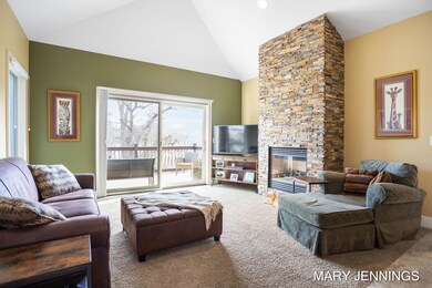 25-web-or-mls-17530 N Fruitport Rd, Spri