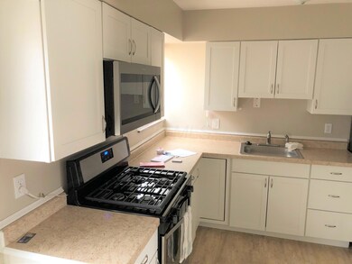 2098 Ridgeview