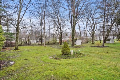 205 E Pioneer Trail, Aurora, OH 44202 - photo 6