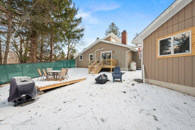 07-HomeView_Media-37_Highridge_Rd.-#7