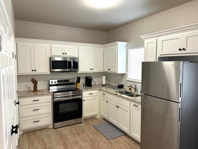 111 Rockwell Way unit B, Del Rio, TX 78840 - photo 4