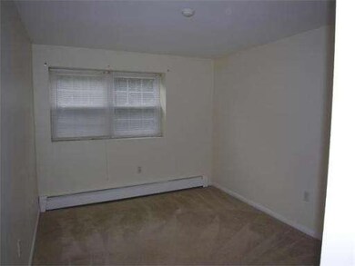 70 Edgelawn Ave unit 2, North Andover, MA 01845 - photo 7