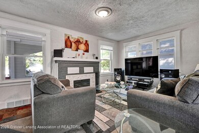 1408 E Oakland Ave, Lansing, MI 48906 - photo 2