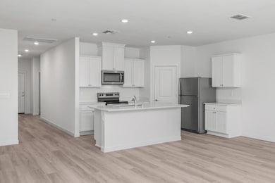 2187 Woods Dr, Linda, CA 95901 - photo 2