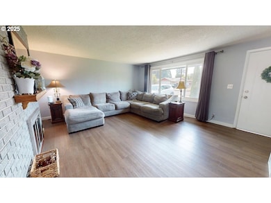 2130 Yolanda Ave, Springfield, OR 97477 - photo 4