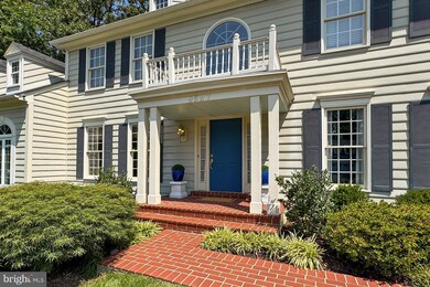 8527 Oak Pointe Way, Fairfax Station, VA 22039 - photo 2