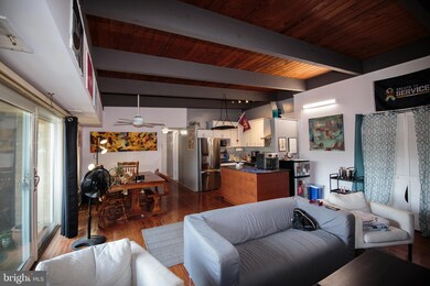 7821 Enola St unit 207, McLean, VA 22102 - photo 3