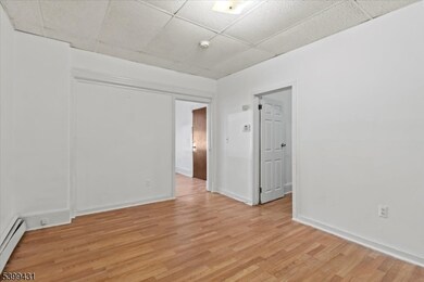 512 Union Ave unit 1, Paterson, NJ 07522 - photo 6