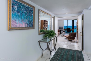 Entry Looking Thru To Ocean