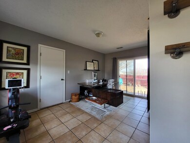 1401 N Orange St, Fredericksburg, TX 78624 - photo 6