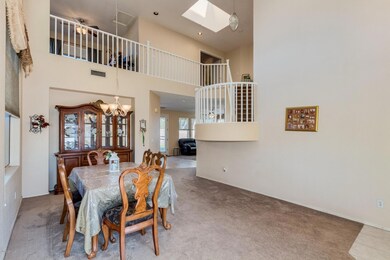 Living/Dining Rm
