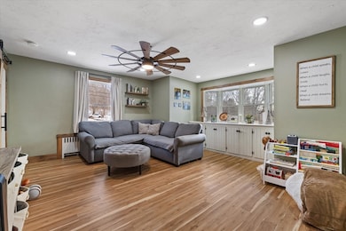 127 N Main St, West Boylston, MA 01583 - photo 6