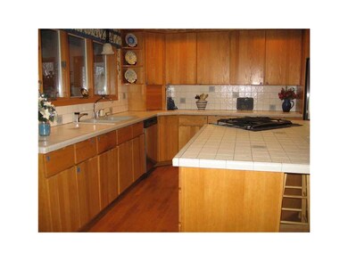 140 Rosedale Rd, Cedar Rapids, IA 52403 - photo 5