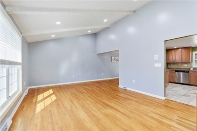 174 N Jamestown Rd, Coraopolis, PA 15108 - photo 4