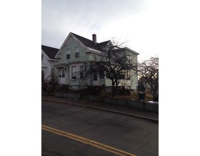 104 W 6th St unit House, Lowell, MA 01850 - photo 2