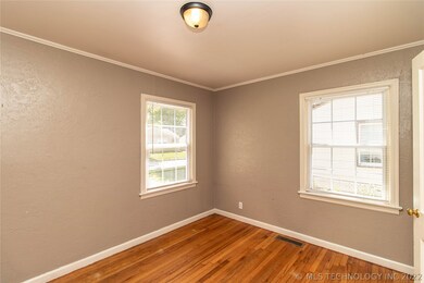 955 E 37th Place, Tulsa, OK 74105 - photo 6