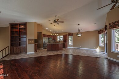 128 Cherry Lane-02