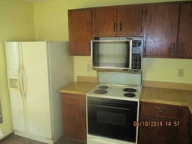 4011 Poppyseed Ct, Columbus, OH 43207 - photo 5