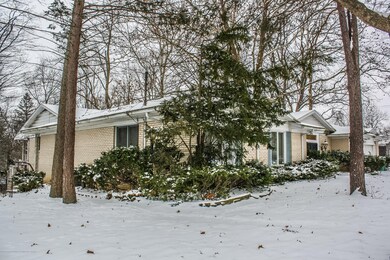 4239 W Willow Hwy, Lansing, MI 48917 - photo 2