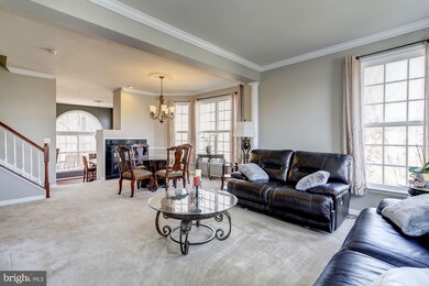 2211 Vantage Dr, Woodbridge, VA 22191 - photo 3