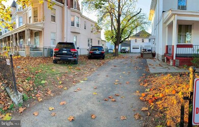 445 W Oley St, Reading, PA 19601 - photo 7