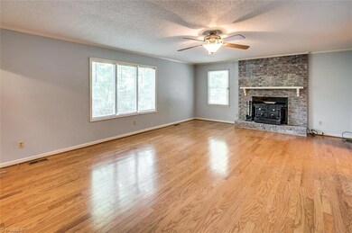 2321 Zoo Pkwy, Asheboro, NC 27205 - photo 4