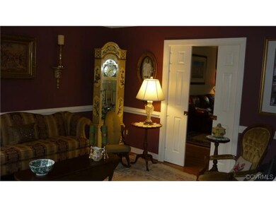 Formal Living Room, Dental Molding & Pocket Doors 