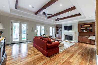 818 Riedel Dr, Houston, TX 77024 - photo 4