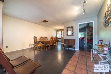 1404 Girard St, San Marcos, TX 78666 - photo 6
