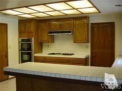 3710 Sunset Knolls Dr, Thousand Oaks, CA 91362 - photo 4