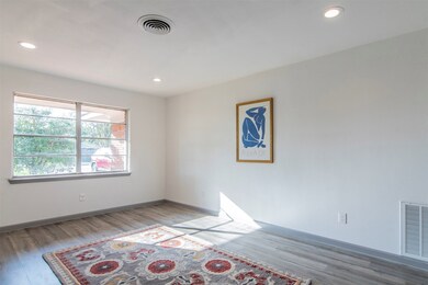 10818 Seneca St, Houston, TX 77016 - photo 6