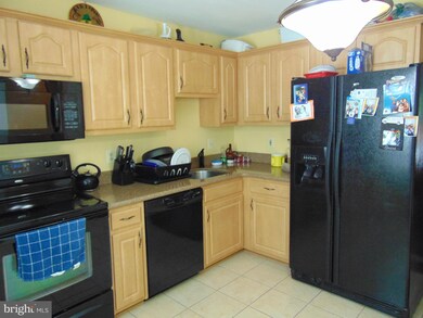 16210 Taconic Cir unit 115A, Dumfries, VA 22025 - photo 6