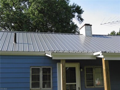 2583 E 39th St, Lorain, OH 44055 - photo 4