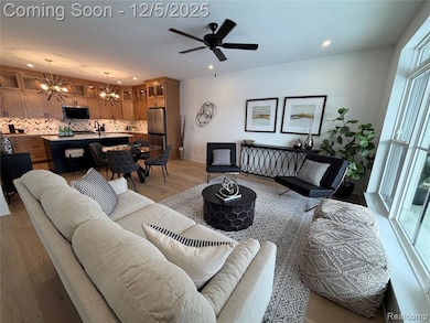 314 S Center St, Northville, MI 48167 - photo 3