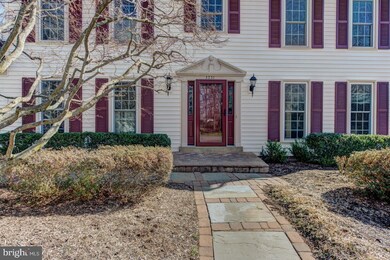 3237 Rounding Run Ct, Herndon, VA 20171 - photo 2