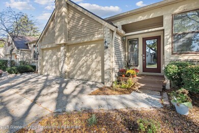 6512 Spring Tree Ln unit 14, Lansing, MI 48917 - photo 2