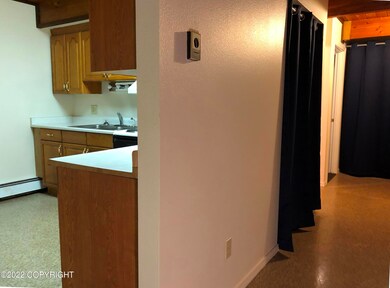 2d kitchen & hallway