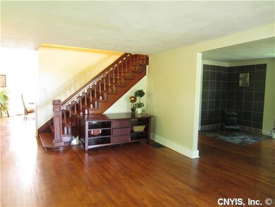 Living Room Family room to right - dining room w/F