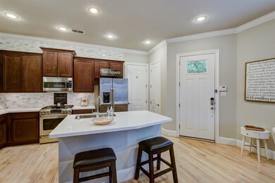 1703 Red Oak Point Dr, Houston, TX 77055 - photo 7