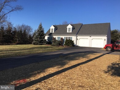 1132 Brinckman Rd, Pennsburg, PA 18073 - photo 2