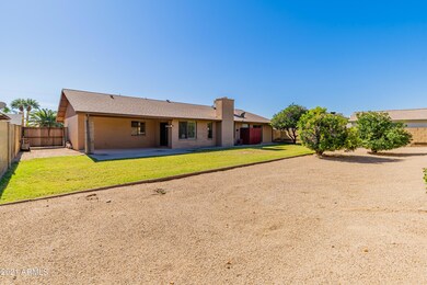 916 E Rockwood Dr, Phoenix, AZ 85024 - photo 4